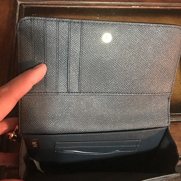 Coach wristlet - Picture 2 of 2